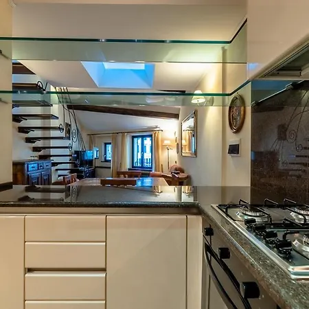 Dimora Lucrezia Savona