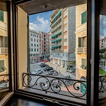 Dimora Lucrezia Lägenhet Savona