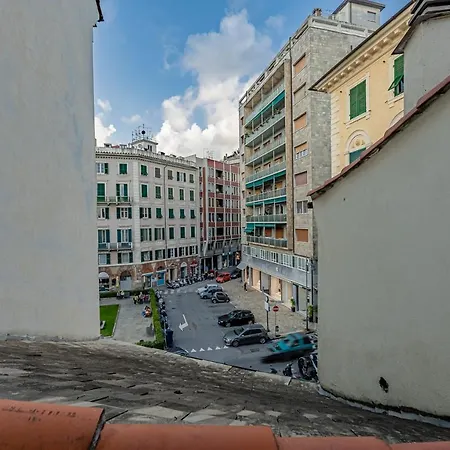 Apartment Dimora Lucrezia *