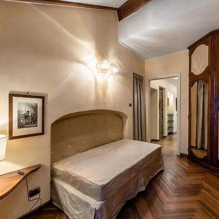 Dimora Lucrezia Apartment *