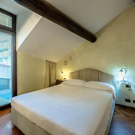 Apartment Dimora Lucrezia *