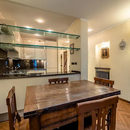 Apartment Dimora Lucrezia *